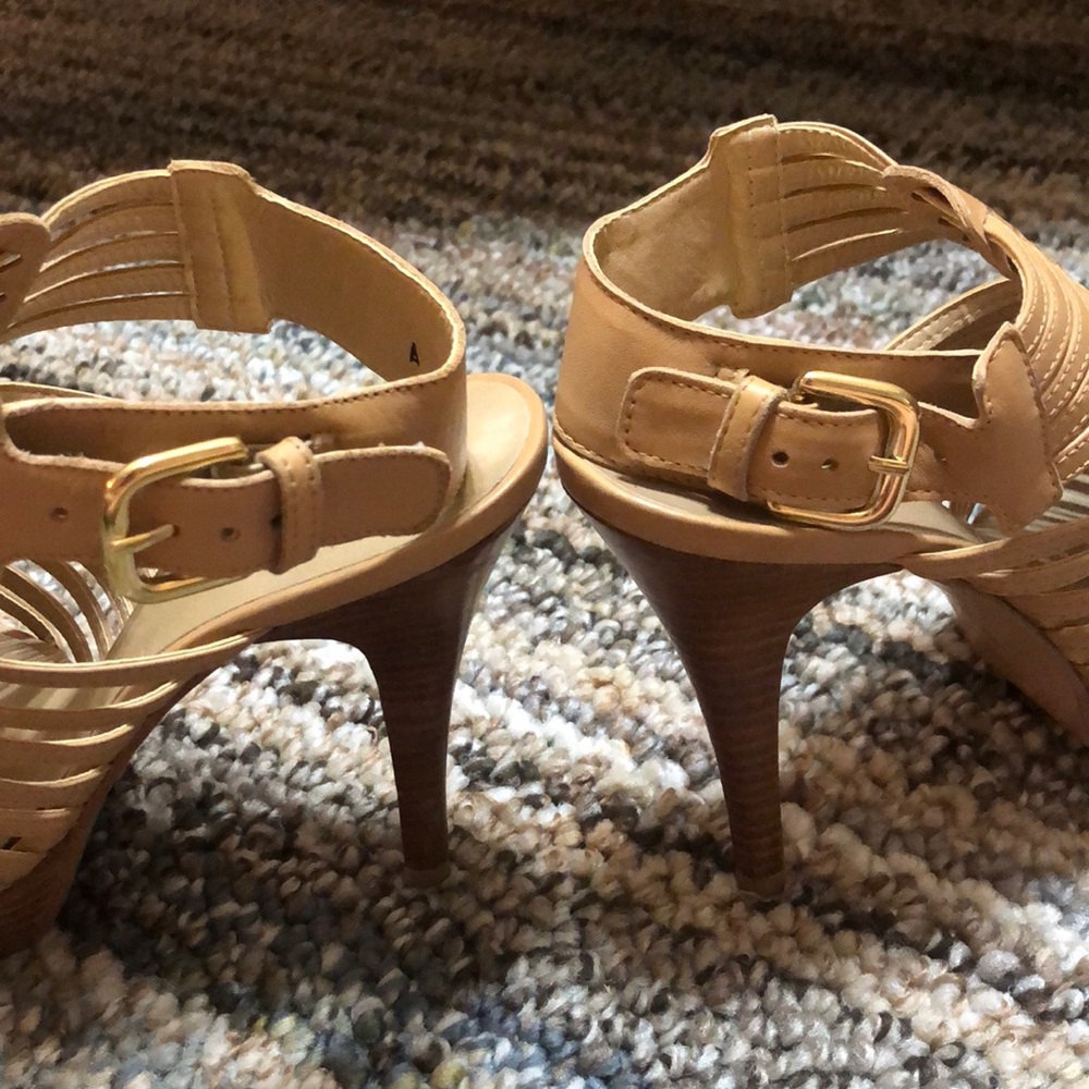 Stuart Weitzman Heels! - Picture 4 of 8